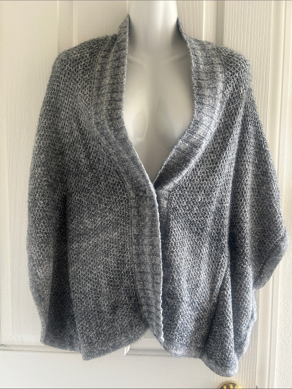 DKNY Heather Gray Open-Front Knit Shrug